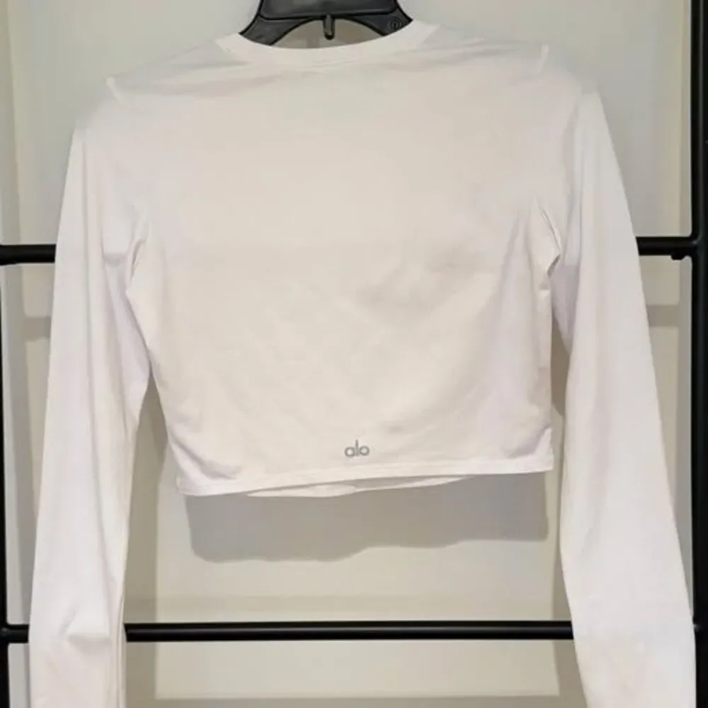 Alo Yoga Alosoft Crop Finesse Long Sleeve